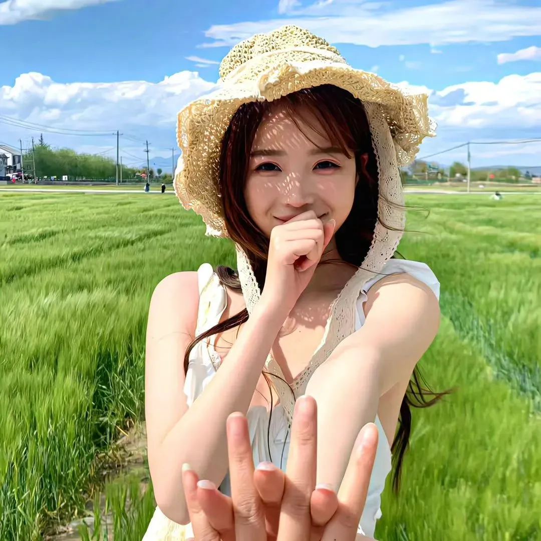 萝莉与太妹的友谊《下妻物语》深田恭子土屋太凤：穿洛丽塔的乖乖女与骑重机车的暴走族爆笑青春