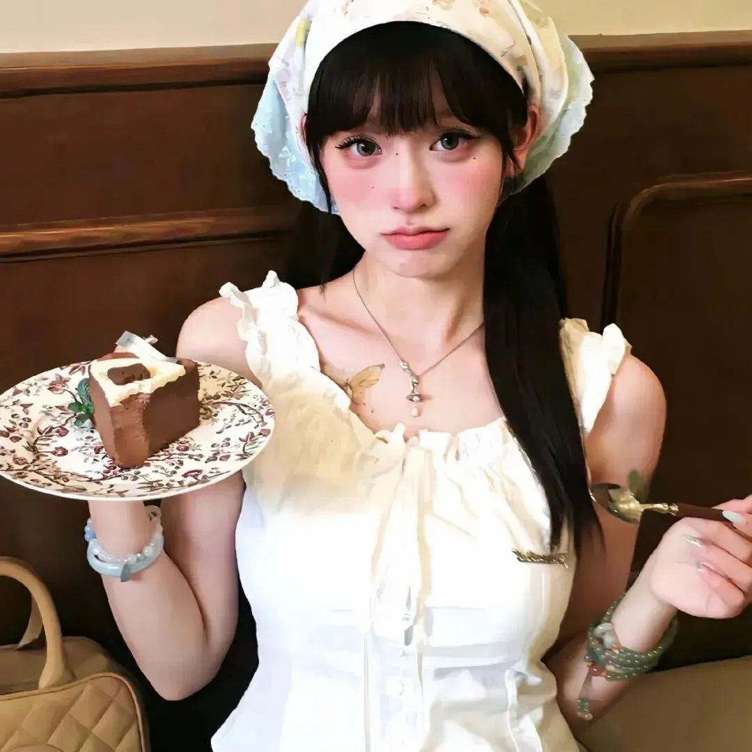 【写实群像】《青春时代》1-2季合集：合租公寓里五个女孩的青春烦恼，真实到引发共鸣